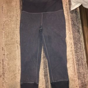 Lululemon crop 21” leggings. Bluish/Grey acid wash